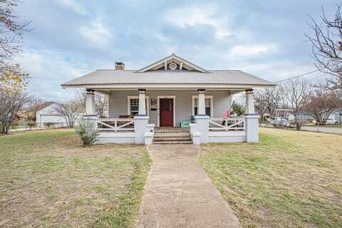 802 N Church Street, Decatur, TX 76234