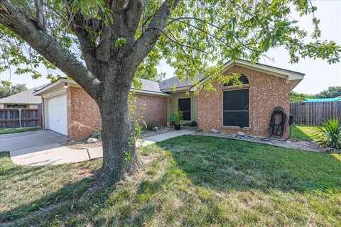 509 Pine Street, Crowley, TX 76036