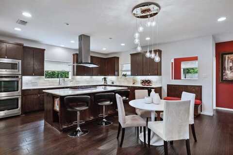 6646 Fisher Road, Dallas, TX 75214