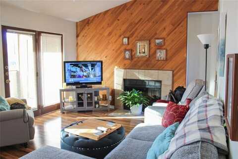 2010 Cloisters Drive, Arlington, TX 76011