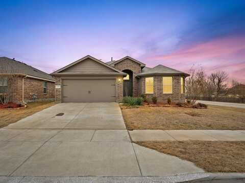 8025 Muddy Creek Drive, Fort Worth, TX 76131