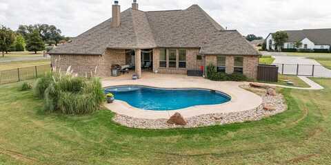 1108 W Scandinavian Court, Granbury, TX 76048