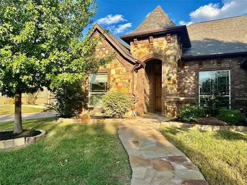 7904 Bentley Drive, North Richland Hills, TX 76182