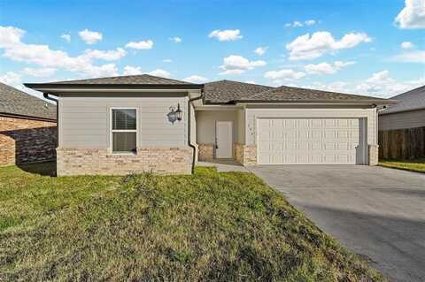 306 Hoover Drive, Mabank, TX 75156