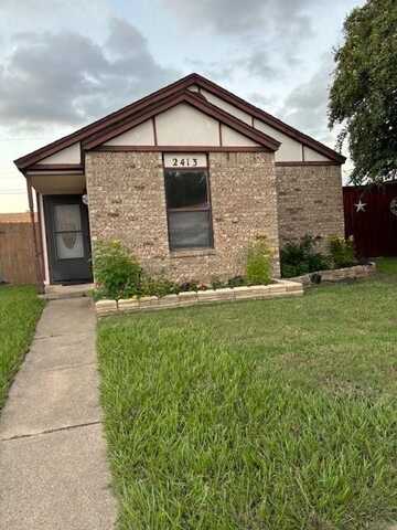 2413 Markland Street, Irving, TX 75060