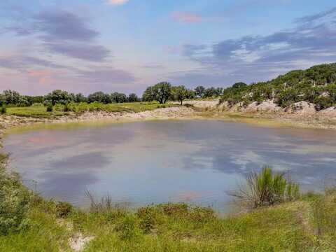 5777 County Road 309 (1), Cranfills Gap, TX 76637
