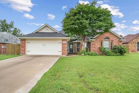 1809 Roadrunner Drive, Weatherford, TX 76088