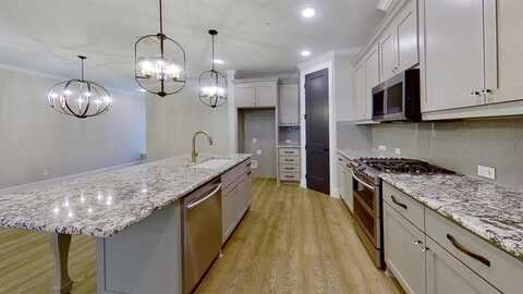 305 Sunset Lane, Fort Worth, TX 76114