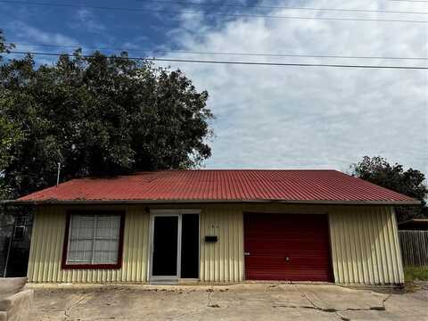 106b Lane, Comanche, TX 76442