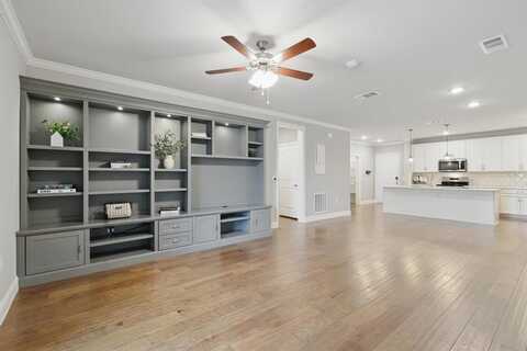 1735 Wittington Place, Farmers Branch, TX 75234