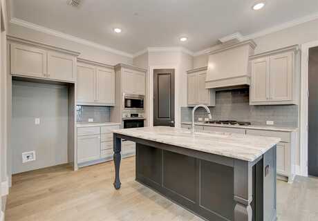 305 Sunset Lane, Fort Worth, TX 76114