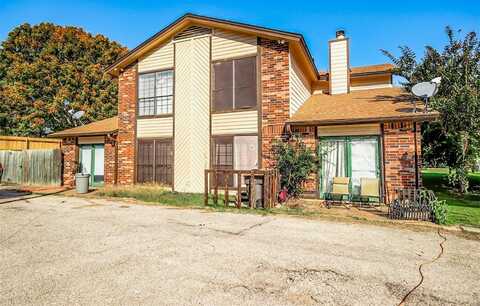 675 Harbor Drive N, Azle, TX 76020