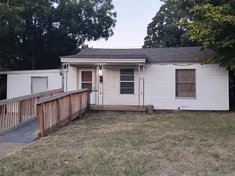 1222 Clarence Street, Fort Worth, TX 76117