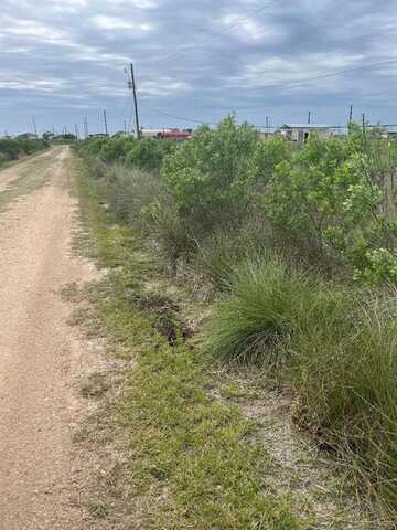 65 Mariposa Street, Bay City, TX 77414