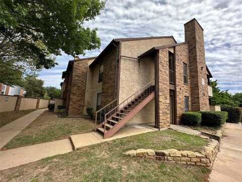 2109 Horizon Trail, Arlington, TX 76011