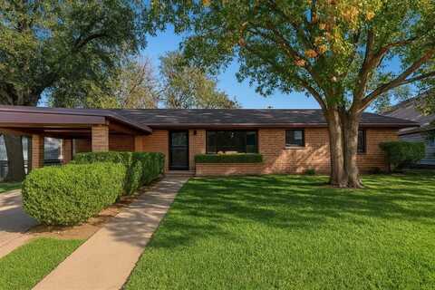806 SE 5th, Knox City, TX 79529