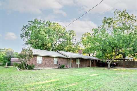 306 W Cottonwood Street, Nocona, TX 76255