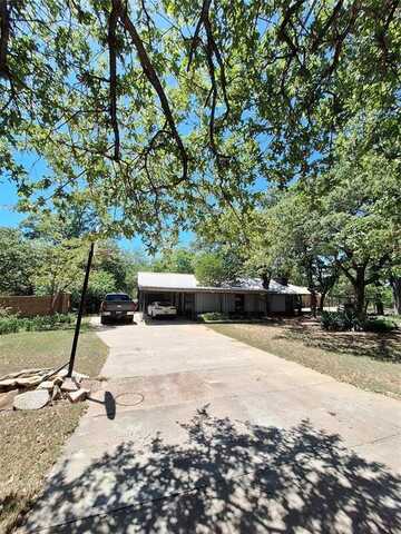 210 County Road 571, Eastland, TX 76448