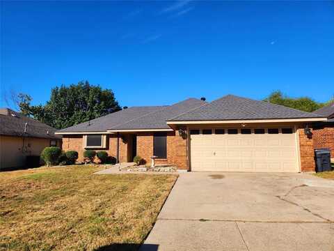 6210 Lotus Drive, Arlington, TX 76001