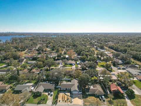 2820 NICHOLAS LANE, APOPKA, FL 32703