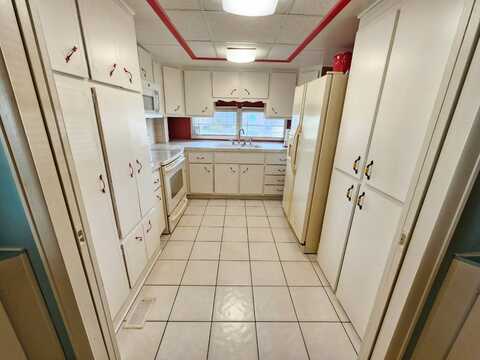 10728 1st Way N, Saint Petersburg, FL 33716