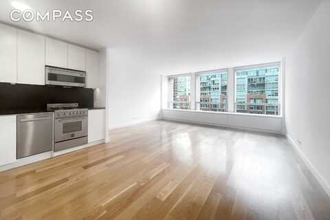 300 East 33rd Street, New York, NY 10016