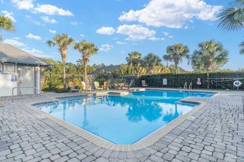 4972 Leeward Dr, Pensacola, FL 32507