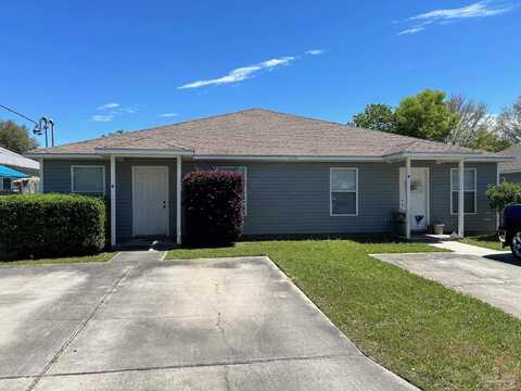5222 A & B Medina Rd, Pensacola, FL 32507