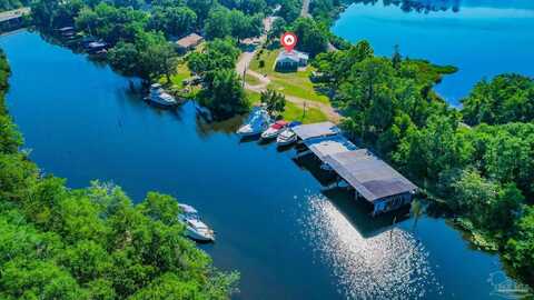 7005 Old Spanish Trl Rd, Milton, FL 32583