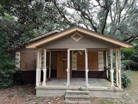 821 Lynch St, Pensacola, FL 32505