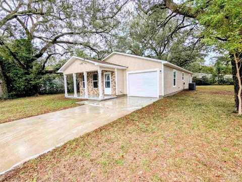 4780 Oakland Dr, Pensacola, FL 32526