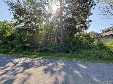 7542 Casa Grande Cir, Milton, FL 32583