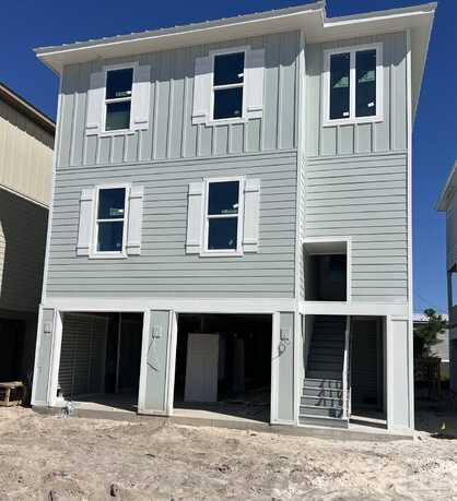 208 Clipper Dr, Pensacola, FL 32507