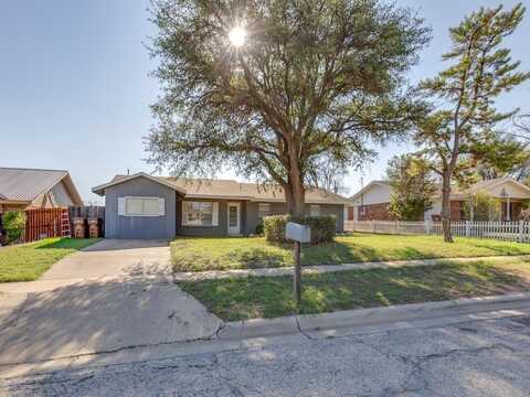 2611 Central Dr, Big Spring, TX 79720