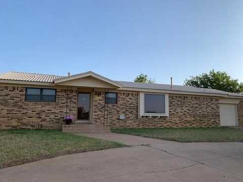 1216 E 17th St, Colorado City, TX 79512