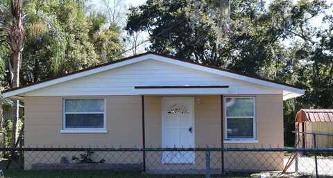 2939 FLETCHER AVENUE, LAKELAND, FL 33803