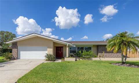 8021 CRANBROOK COURT, SEMINOLE, FL 33777