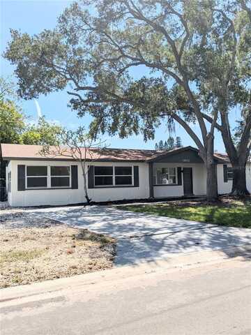 1800 MONTANA AVENUE NE, Saint Petersburg, FL 33703