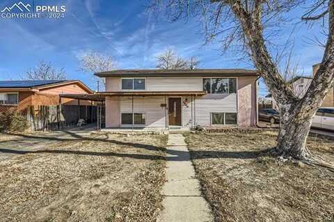 2640 Lynwood Lane, Pueblo, CO 81005