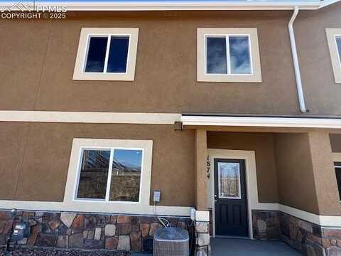 1874 Sandtoft Heights, Colorado Springs, CO 80951