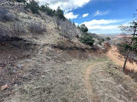 284 Neon Moon View, Manitou Springs, CO 80829