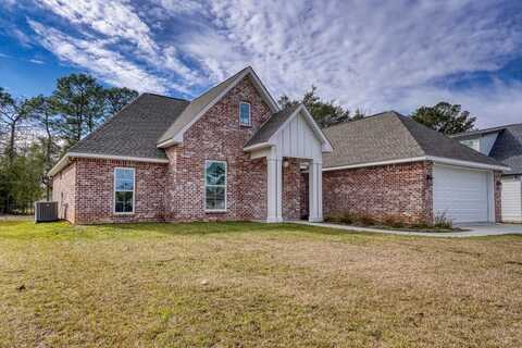 552 Fairway Dr, Picayune, MS 39466