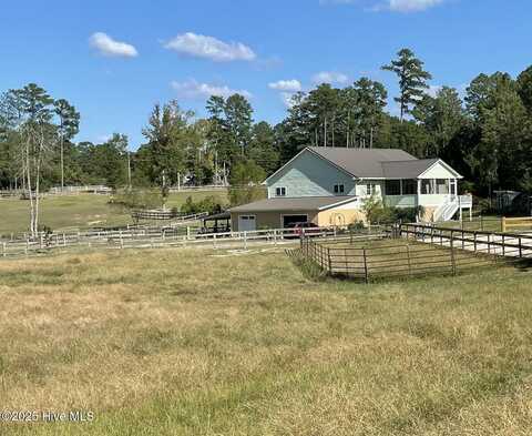 230 Causey Road, Vass, NC 28394