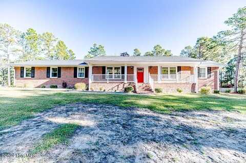 1111 N Glenwood Trail, Southern Pines, NC 28387