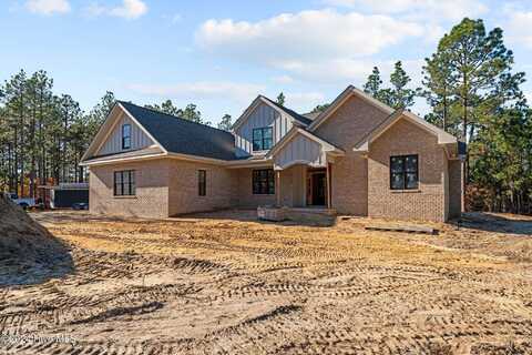 201 Meyer Farm Drive, Pinehurst, NC 28374