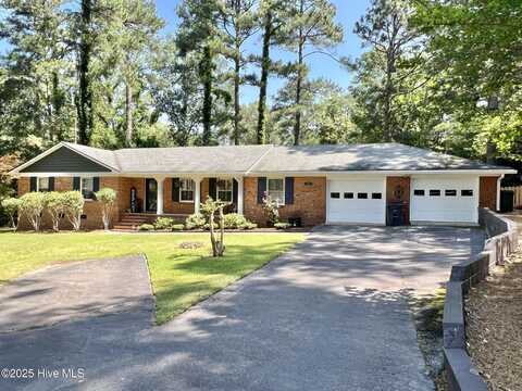 204 Haldane Drive, Southern Pines, NC 28387