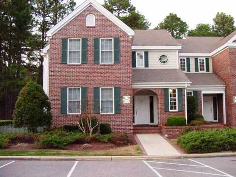 1521 Woodbrooke Drive, Southern Pines, NC 28387