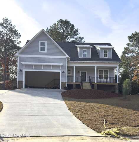 8 Raintree Court, Pinehurst, NC 28374