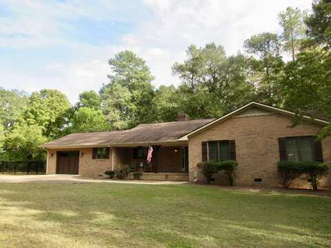 595 S Ridge Street, Southern Pines, NC 28387