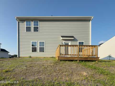 2141 Purebred Circle, Hope Mills, NC 28348